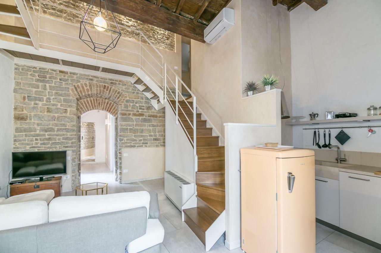 Historical Stone House, In The Amazing Centre Of Florence! Apartamento *
