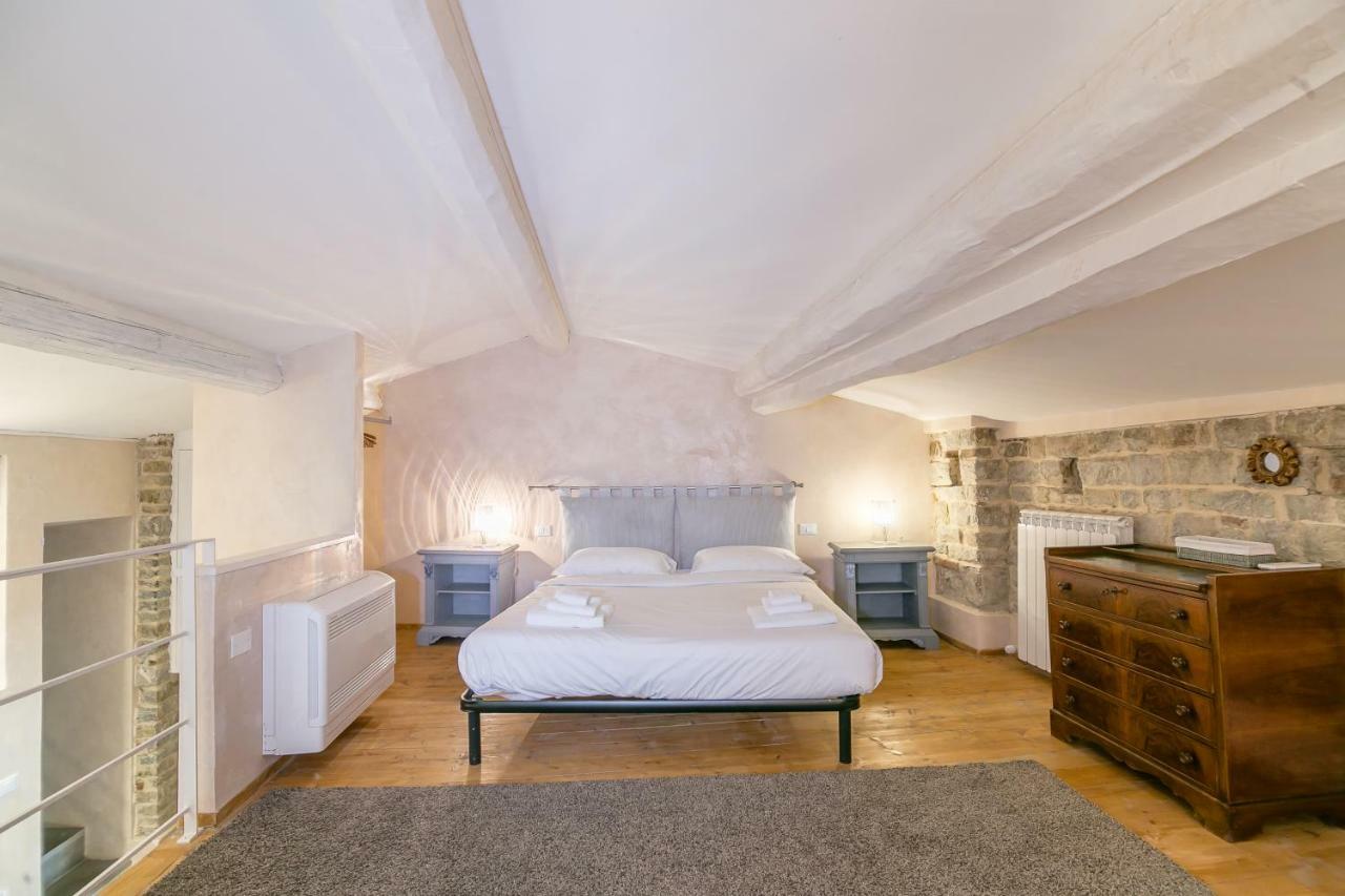 Apartamento Historical Stone House, In The Amazing Centre Of Florence!