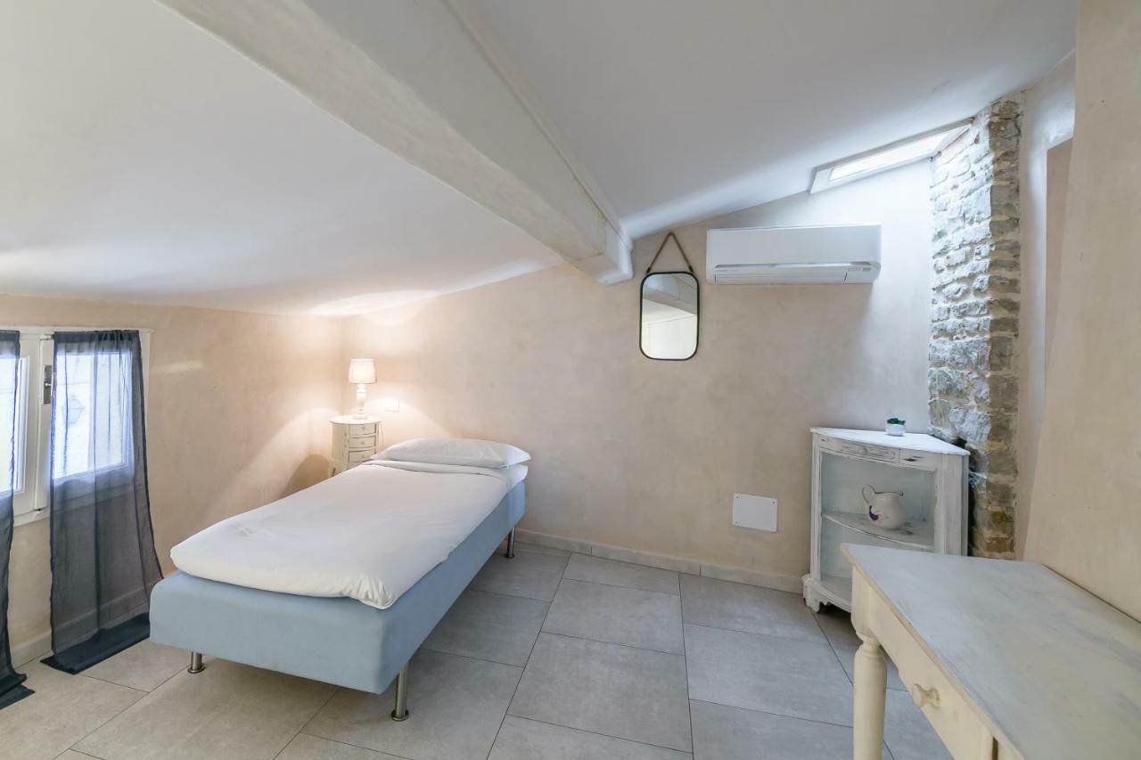 Historical Stone House, In The Amazing Centre Of Florence! Apartamento *